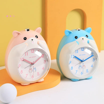 VSULZVNU Alarm Clock Cute Hamster Shape Alarm Clock, Silent Table Clock with Night Light, Battery Powered, for Kids Birthday Gifts Smart Alarm Clock (Color : D)