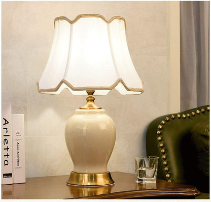 American Retro lamp Bedroom Bedside Creative Home Living Room Simple Modern Adjustable Light Remote Control Ceramic Table(B)