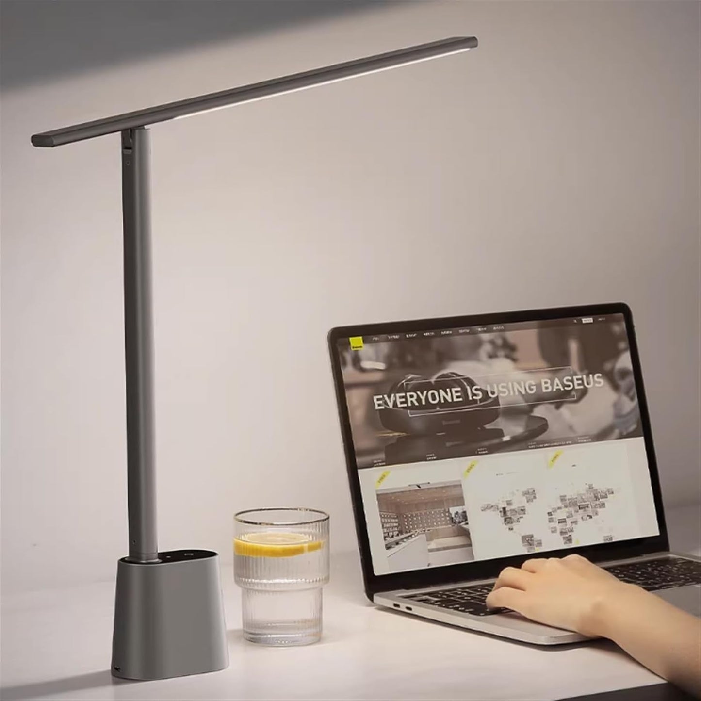 Bedside Table Lamp Rechargeable LED Desk Lamp, Foldable Reading Light with 3 Lighting Modes and Stepless Dimming, Memory Function, Automatic Brightness Adjustment Table Lamp for Bedroom(White) (Gris