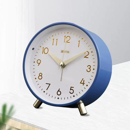 VSULZVNU Alarm Clock 4.5 Inch Alarm Clock for Heavy Sleepers Silent Non-Ticking Alarm Clock with Backlight Battery Operated, Loud Alarm Clock for Bedroom Bedside Smart Alarm Clock (Color : Brass)