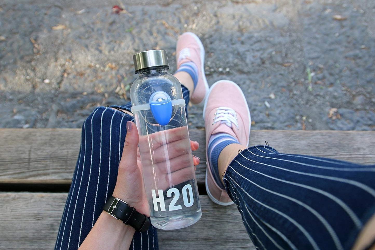 ULLA Drink Water Reminder, Smart Light for Water Bottle, Fits Most Bottles, Lights Up When Time to Drink, Hidrate Smart Water Bottle Reminder to Drink, Smart Hydration Reminder, Water Tracker 2 Pack