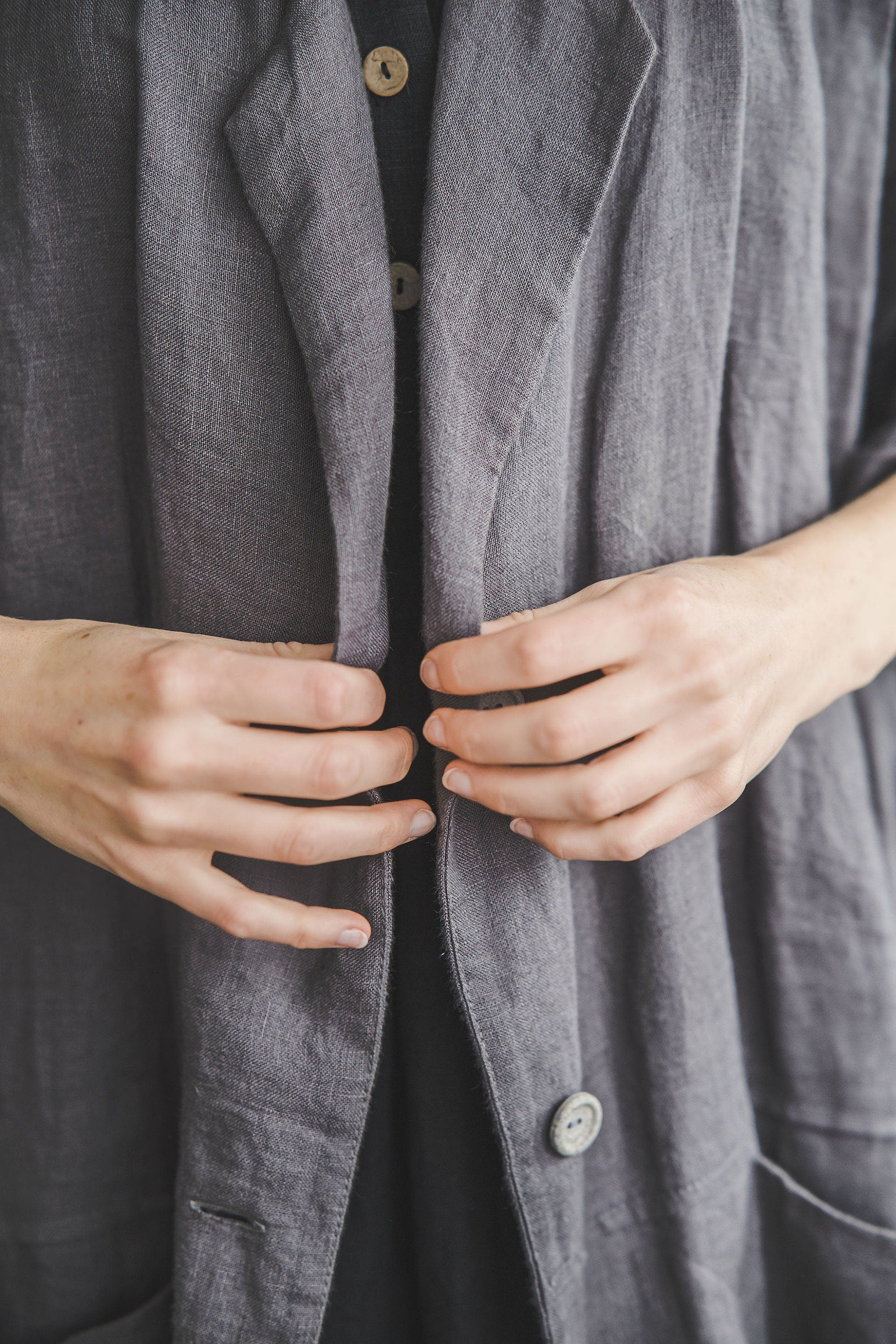Oversized Linen Blazer with Pockets: Loose Fit Cardigan