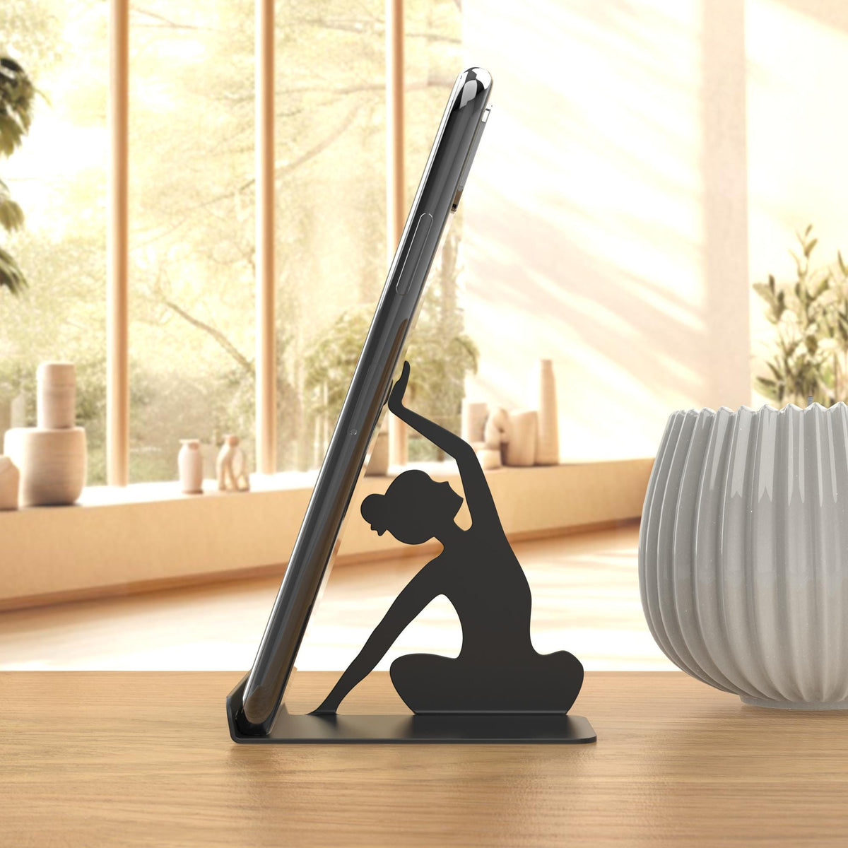 Yoga-Inspired Phone Stand – Smartphone Holder